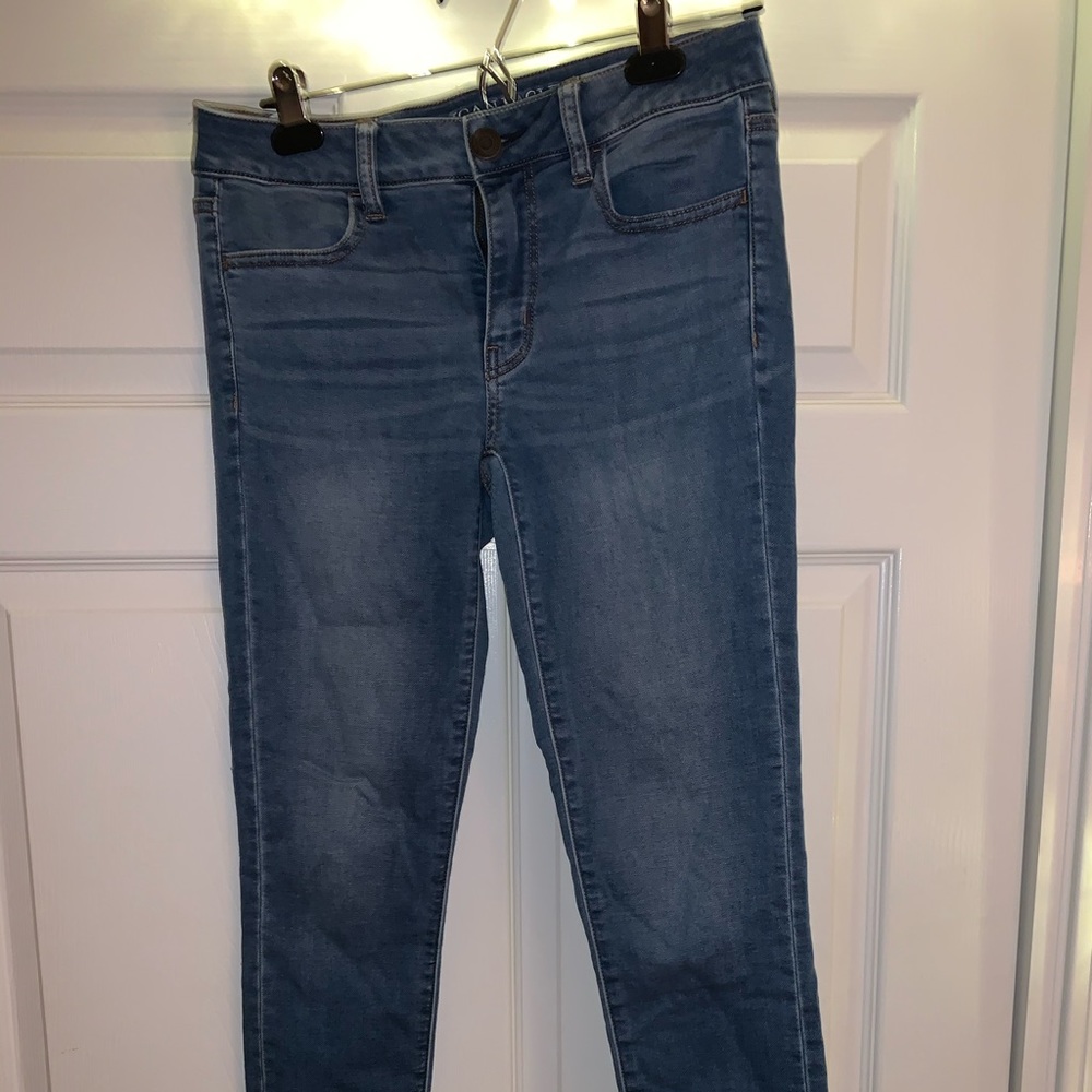american eagle light wash jeans